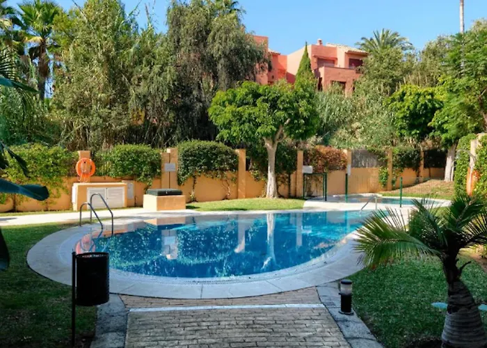 Fantastic 80m From The Beach! Marbellac