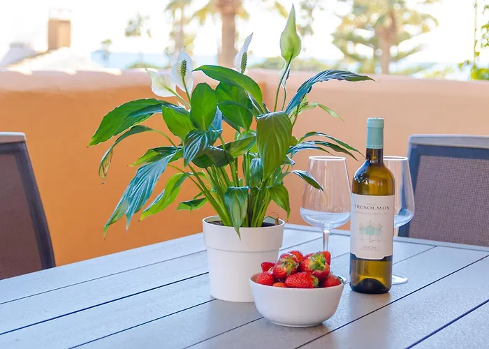 Fantastic 80m From The Beach! * Marbellac