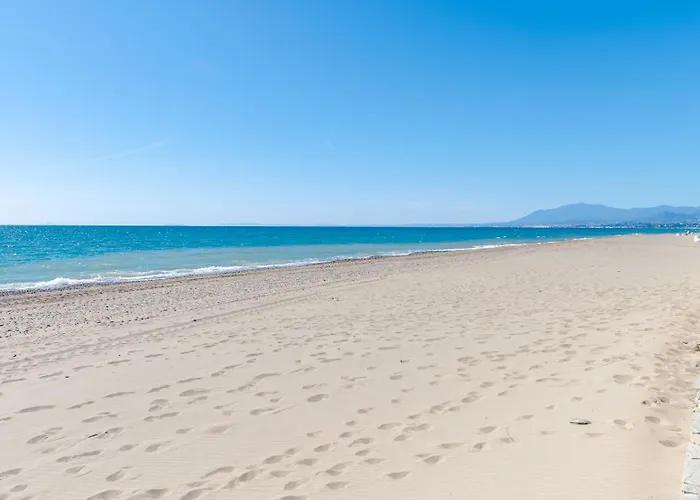 Fantastic 80m From The Beach! Appartement